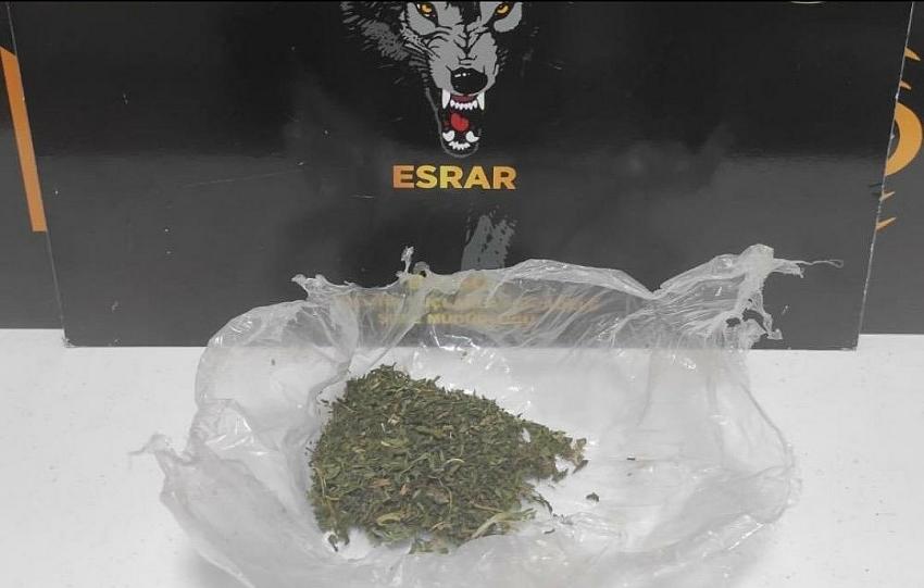 Esrar Ele Geçirildi