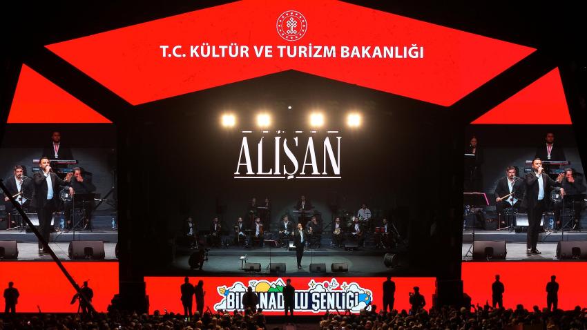 Alişan’dan İsrail’e Tepki