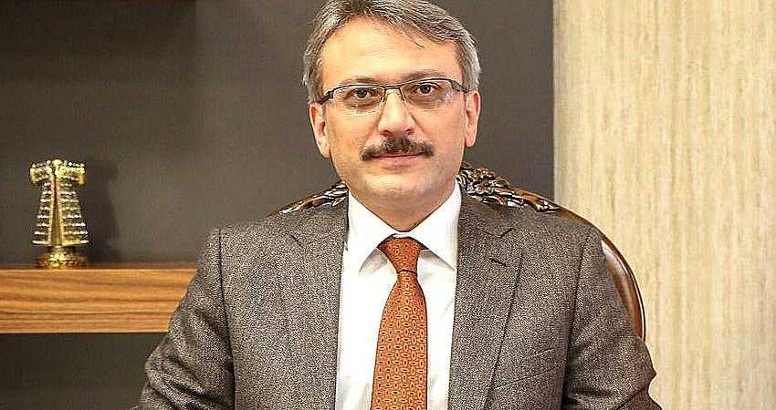 “Göçmenlere, kimlikten önce insan olarak bakıyoruz”