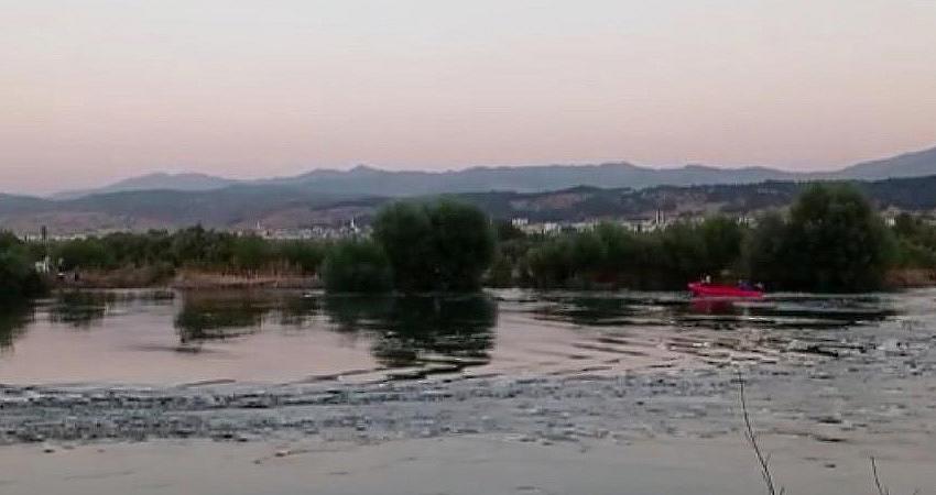 MURAT NEHRİ'NDE MAHSUR KALANLARI AFAD KURTARDI