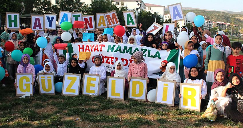 “HAYAT NAMAZLA GÜZELDİR” ETKİNLİĞİ