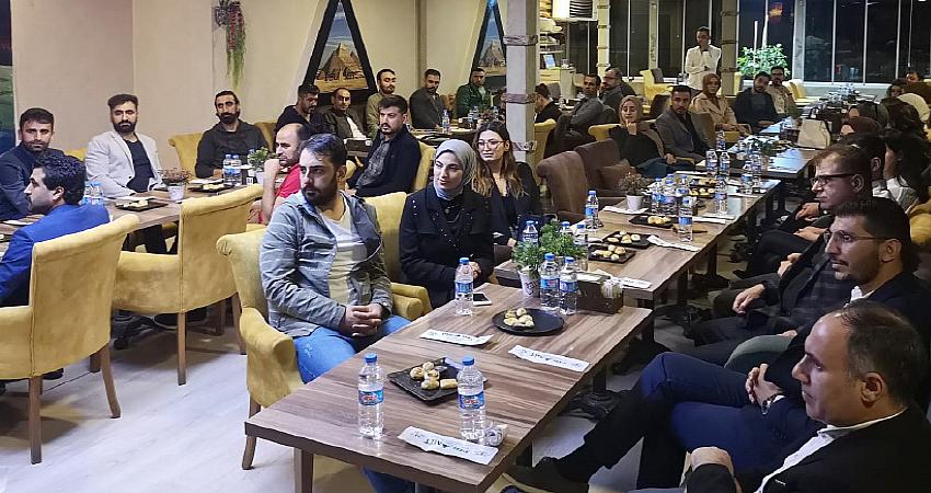 ÖĞRETMENLERİN MAAŞI YETERSİZ