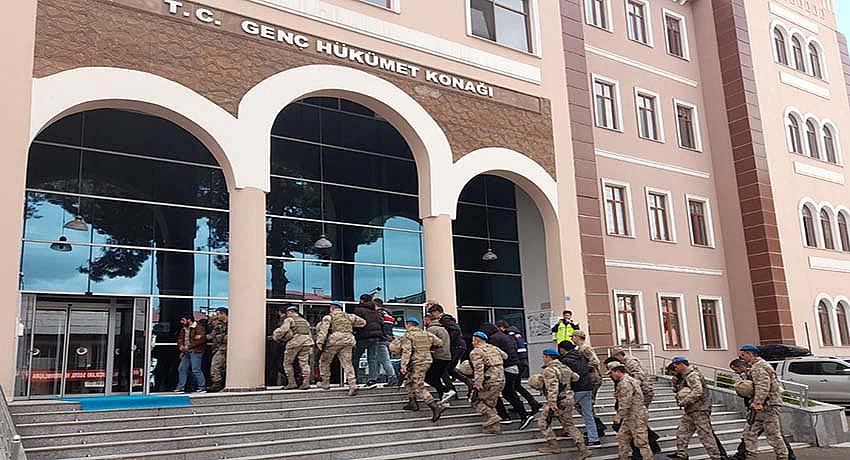 UYUŞTURUCU TİCARETİNDEN 8 KİŞİ TUTUKLANDI